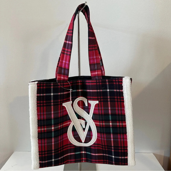 NWT Victoria's Secret Holiday Christmas Plaid Fleece-Trim Tote Bag - Picture 10 of 14